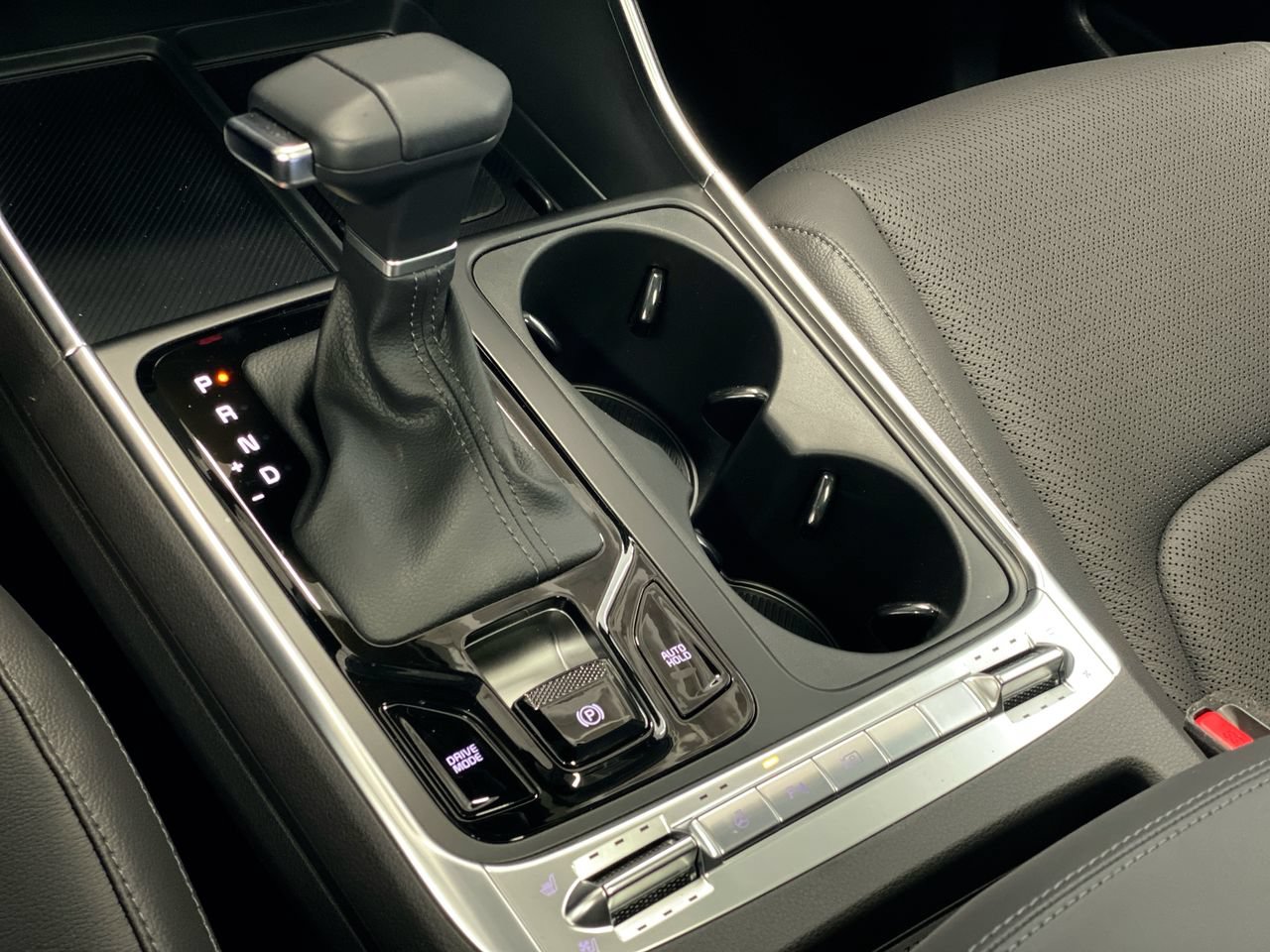 New 2026 Kia Carnival SX Prestige FWD image 25