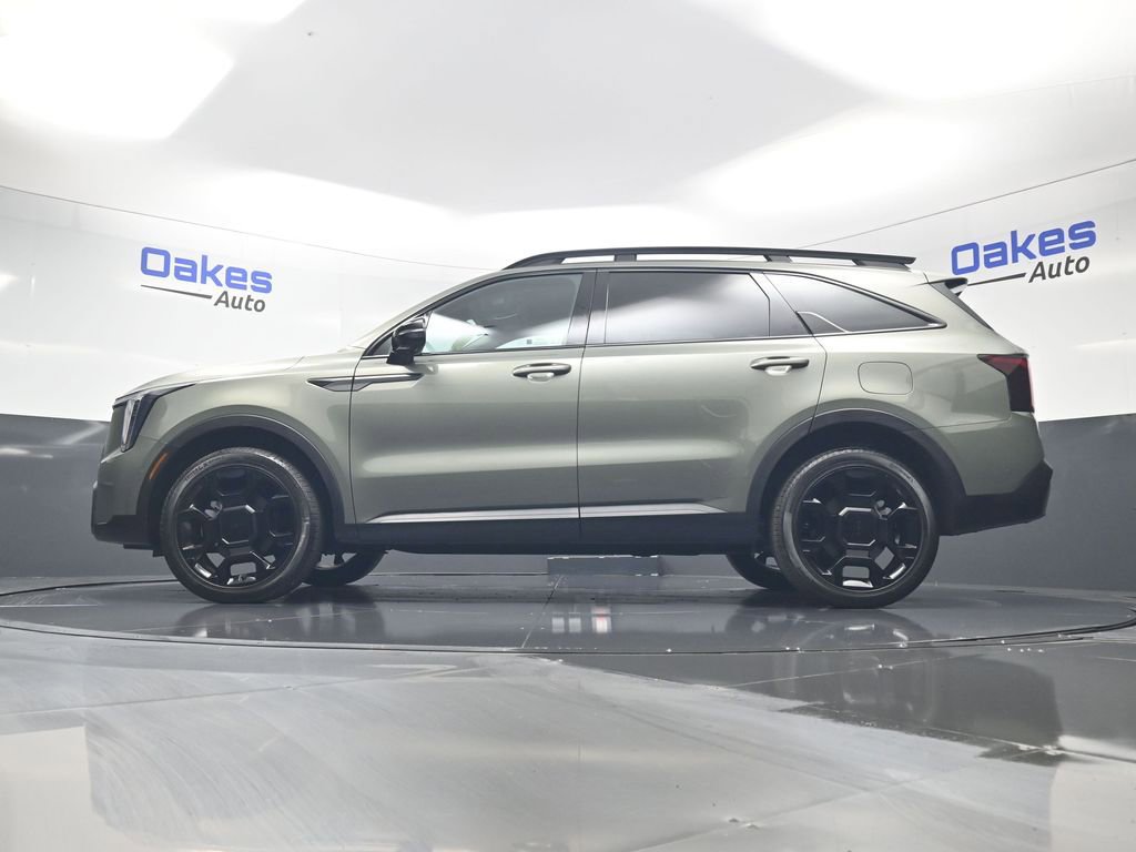 Used 2025 Kia Sorento SX AWD/4WD image 45