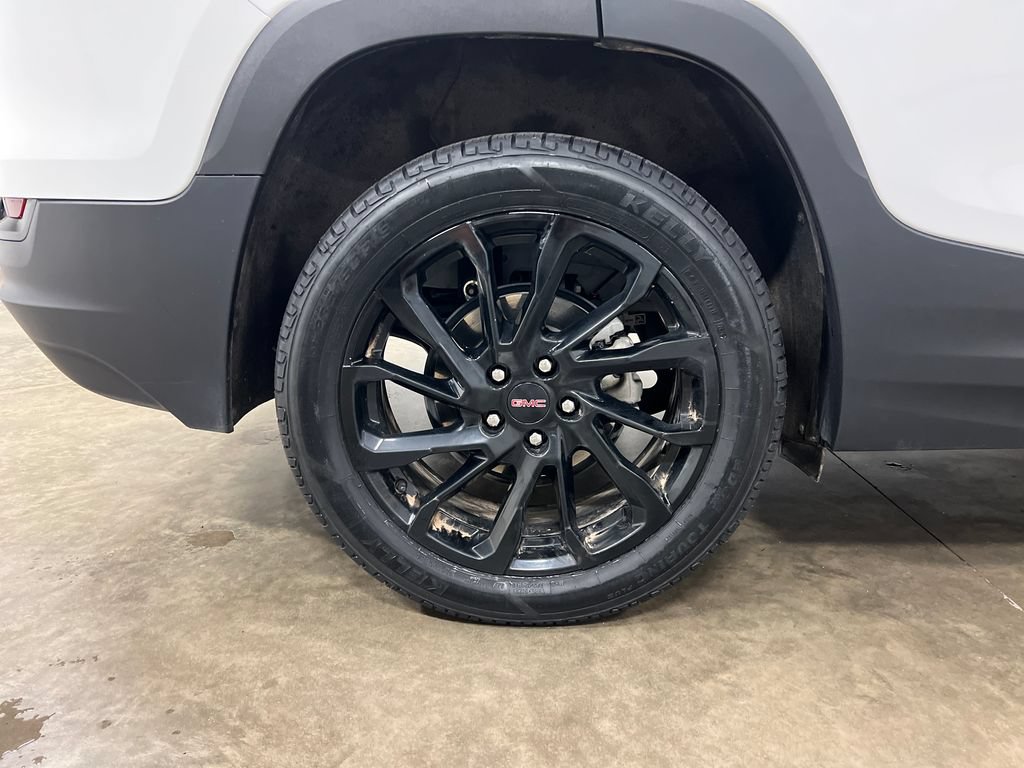 Certified 2024 GMC Terrain SLE w/ Driver Convenience Package AWD/4WD image 10