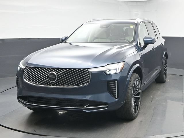 New 2026 Volvo XC90 T8 Ultra w/ Protection Package Premier AWD/4WD image 3