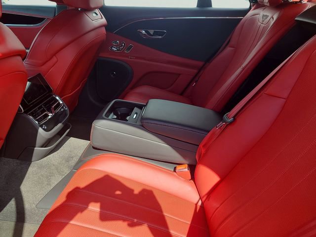 Used 2021 Bentley Flying Spur V8 image 15