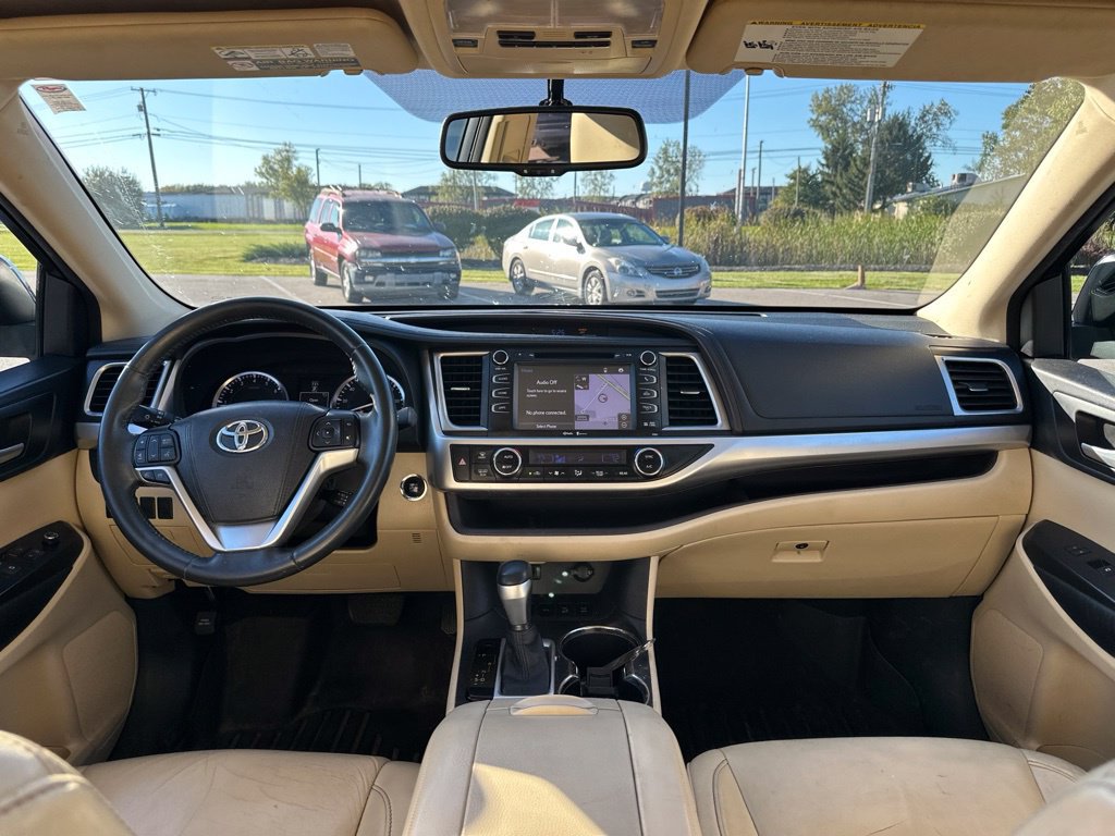 Used 2015 Toyota Highlander XLE AWD/4WD image 19