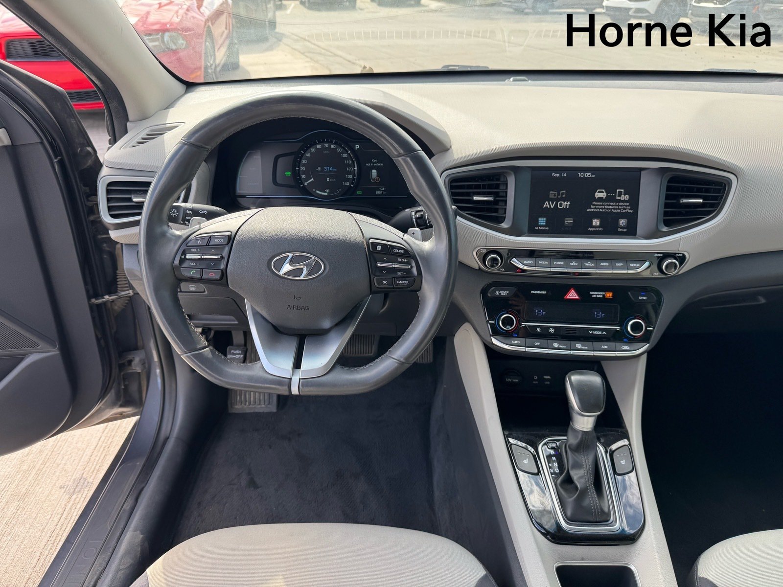 Used 2018 Hyundai Ioniq SEL FWD image 15