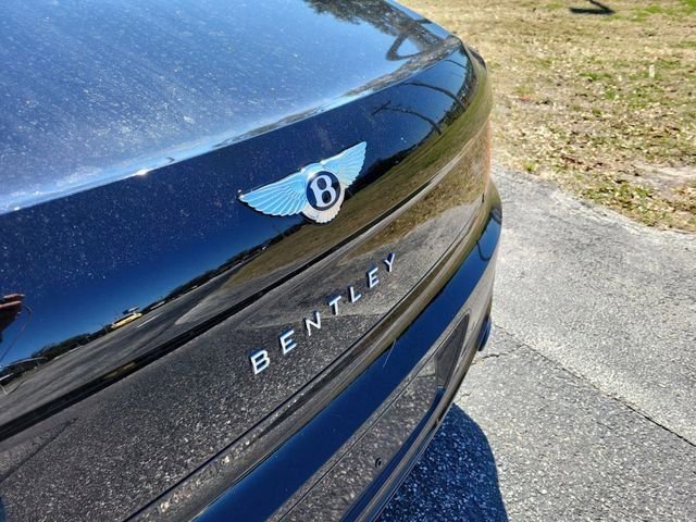 Used 2022 Bentley Flying Spur V8 image 5