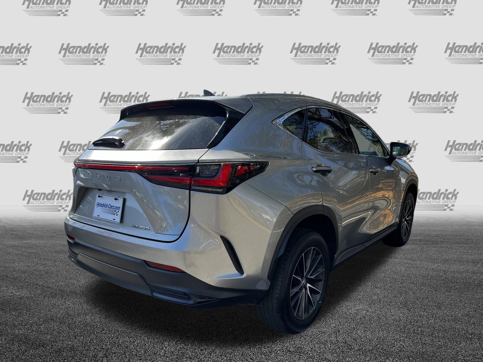 Used 2024 Lexus NX 250 FWD w/ Towing Package (2000 Lbs) image 9