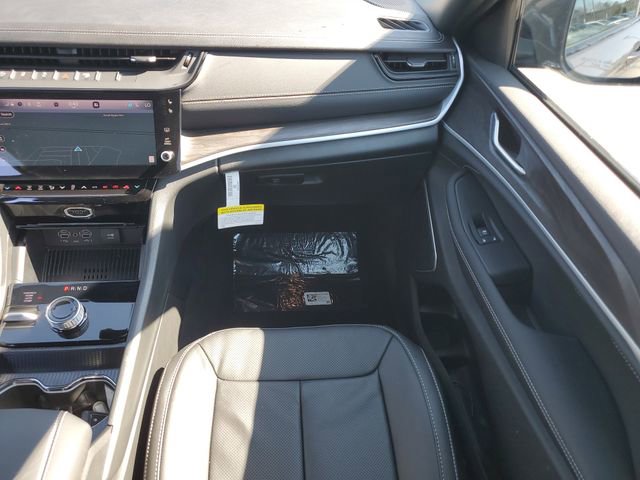 New 2026 Jeep Grand Cherokee Limited AWD/4WD image 19