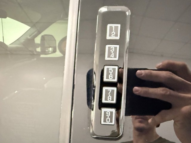 Used 2024 Ford F250 Lariat w/ Lariat Ultimate Package image 8