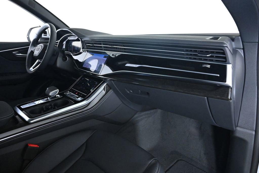 New 2026 Audi Q8 Premium Plus image 14