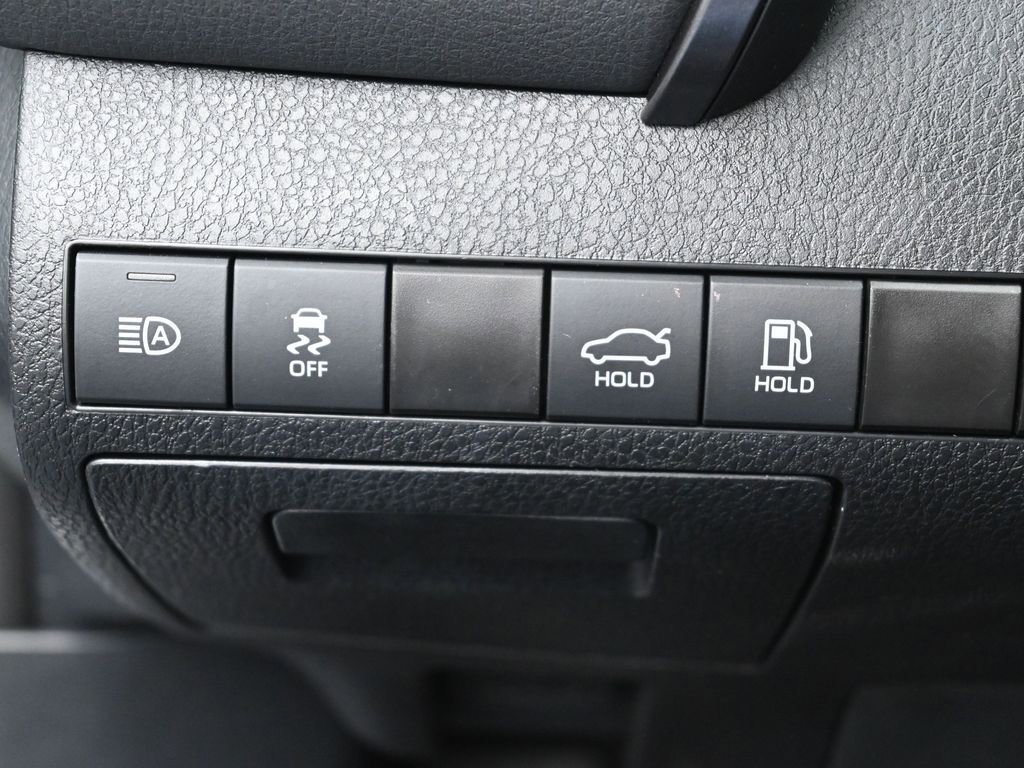 Certified 2023 Toyota Camry SE FWD image 16