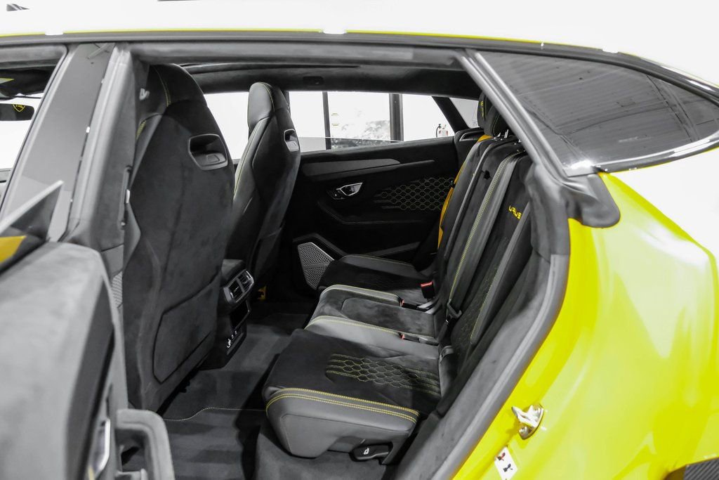 Used 2024 Lamborghini Urus Performante image 41