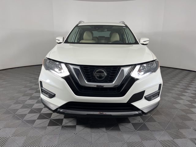 Used 2020 Nissan Rogue SV image 4