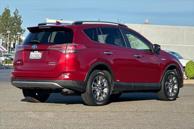 Certified 2018 Toyota RAV4 Limited w/ Advanced Technology Package image 2