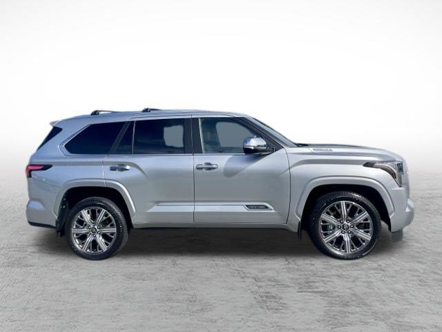 Used 2026 Toyota Sequoia Capstone AWD/4WD image 4