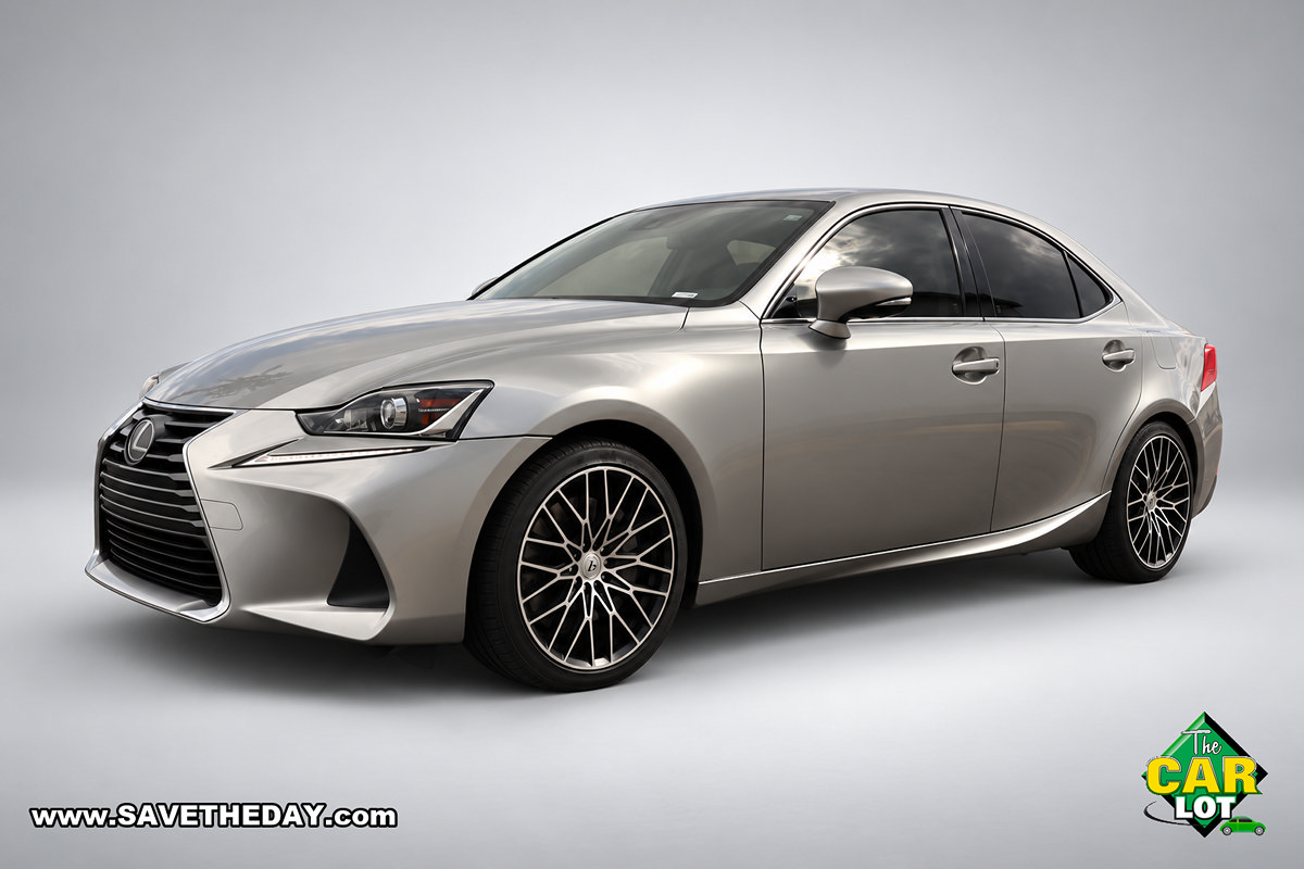 Used 2017 Lexus IS 200t RWD image 4