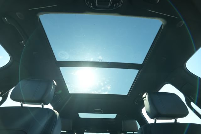 New 2026 Jeep Grand Wagoneer Summit AWD/4WD image 10
