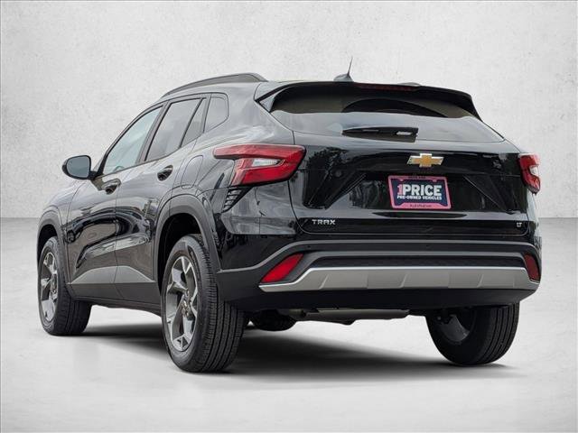 Used 2025 Chevrolet Trax LT w/ Driver Confidence Package image 7