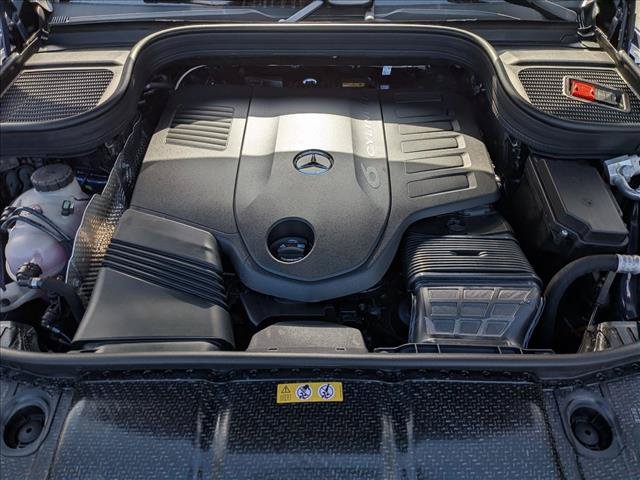 New 2026 Mercedes-Benz GLS 450 4MATIC image 17