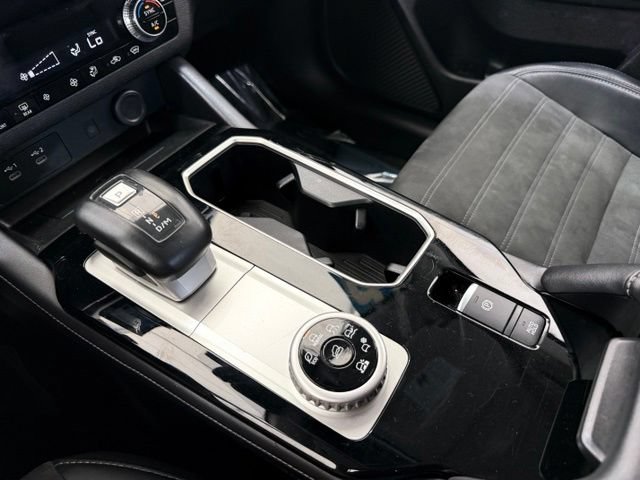 Used 2025 Mitsubishi Outlander SE AWD/4WD image 40