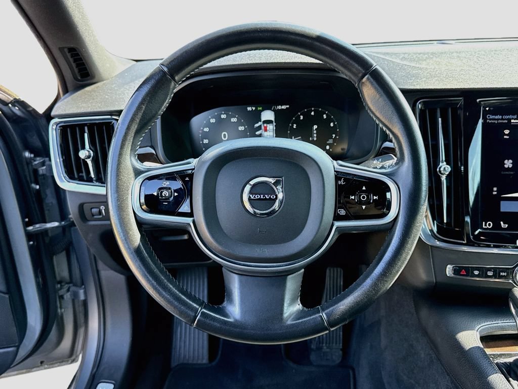 Used 2018 Volvo S90 T6 Momentum w/ Convenience Package AWD/4WD image 14