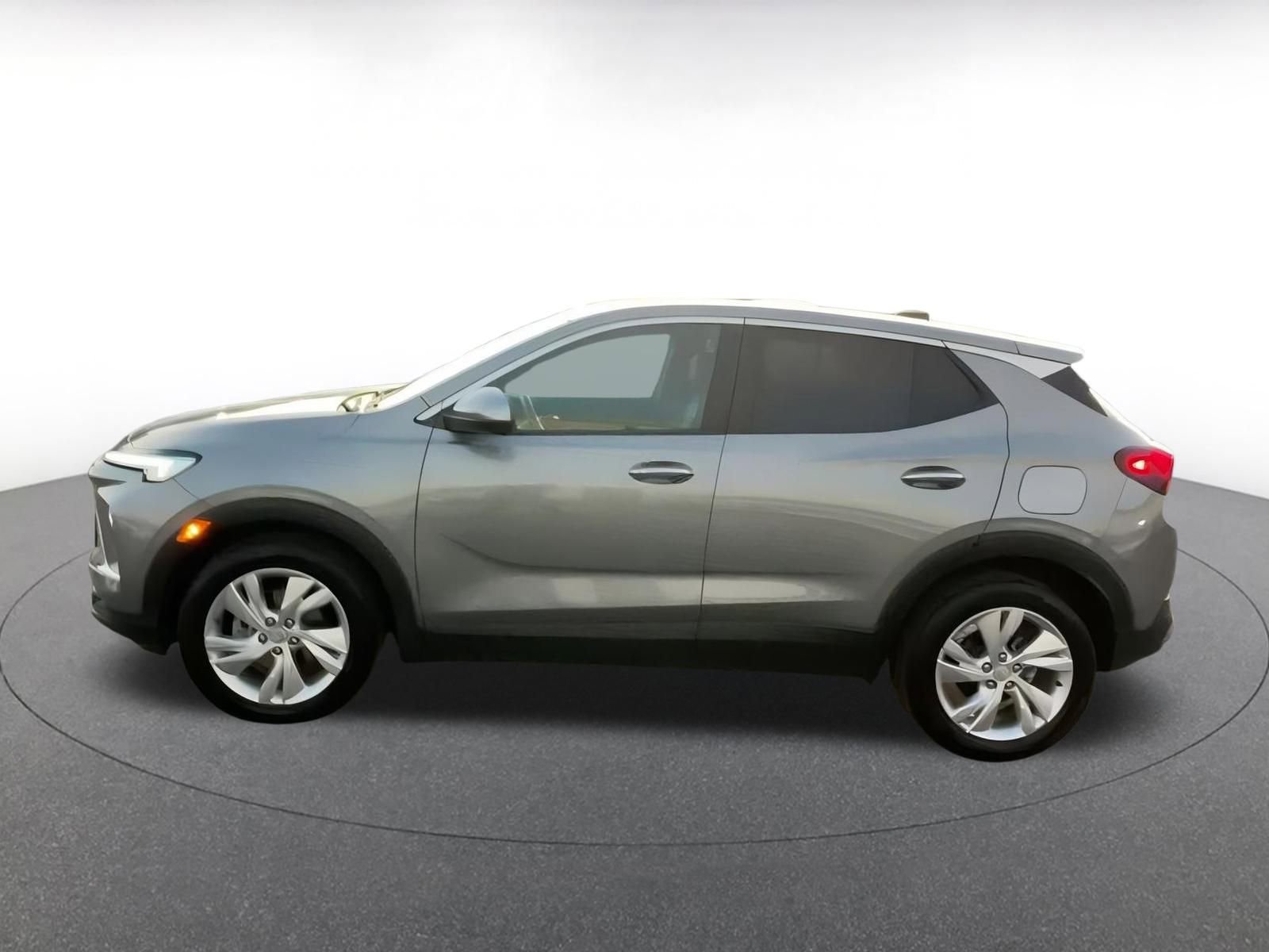 Used 2025 Buick Encore GX Preferred image 9