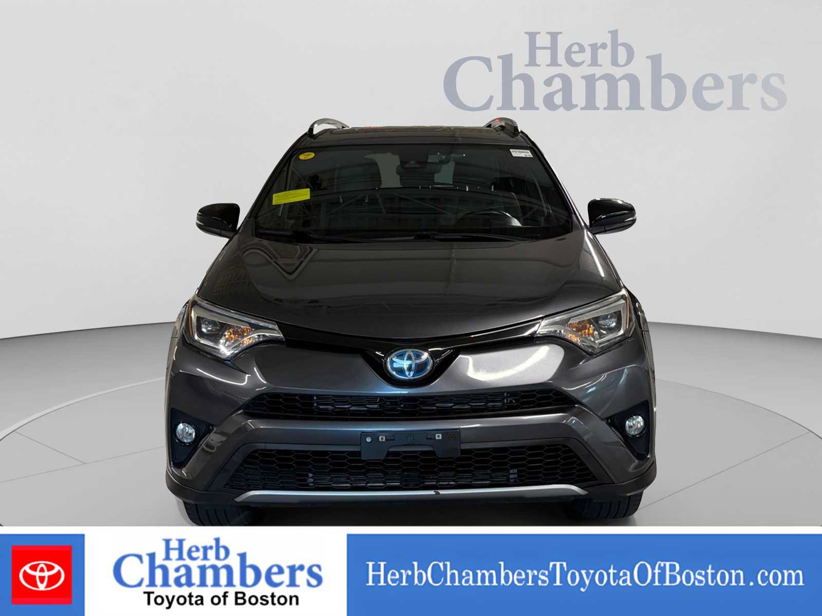 Used 2017 Toyota RAV4 SE AWD/4WD image 2