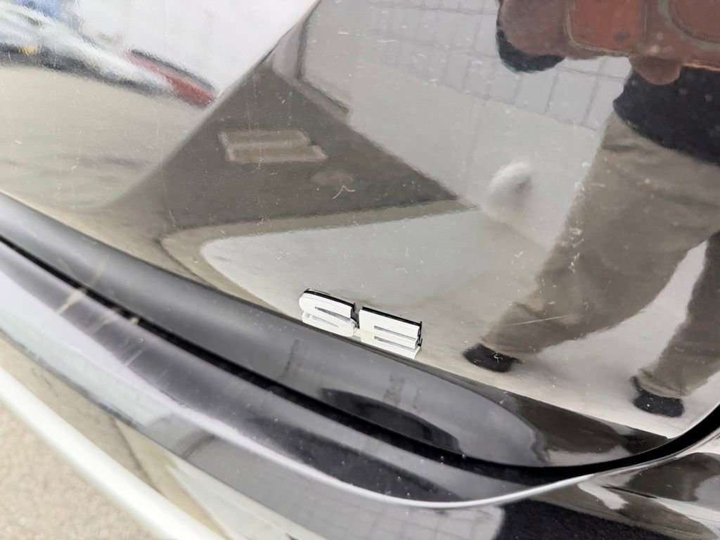 Used 2024 Mitsubishi Outlander SE FWD image 12