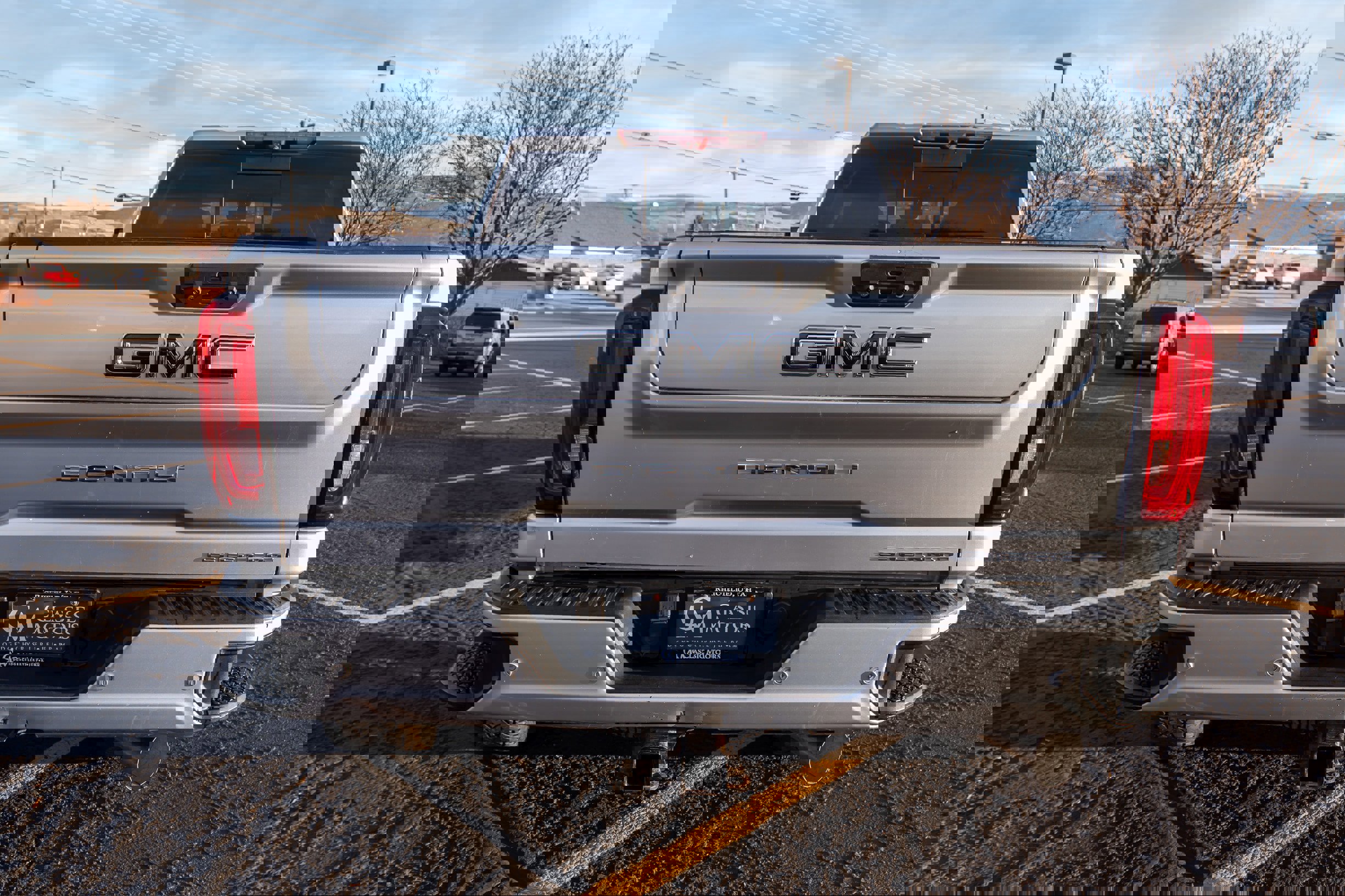 Used 2020 GMC Sierra 2500 Denali w/ Denali Ultimate Package image 5