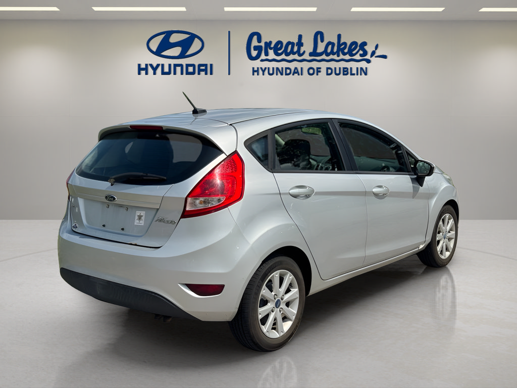Used 2012 Ford Fiesta SE FWD image 5