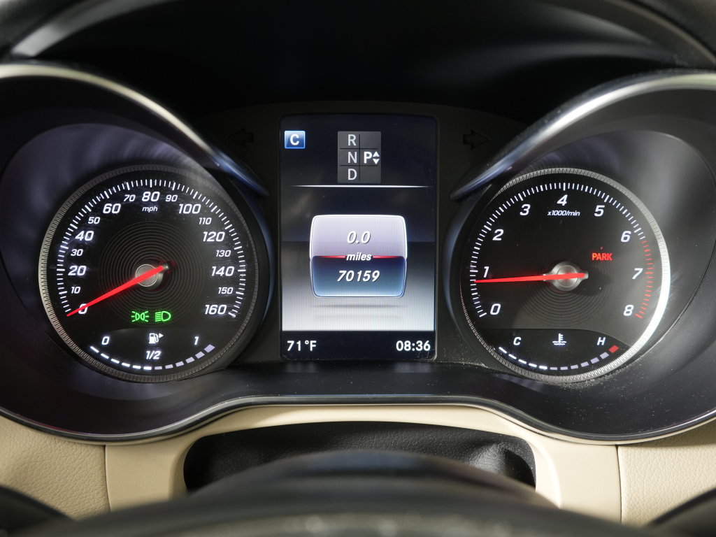 Used 2019 Mercedes-Benz GLC 300 4MATIC image 18