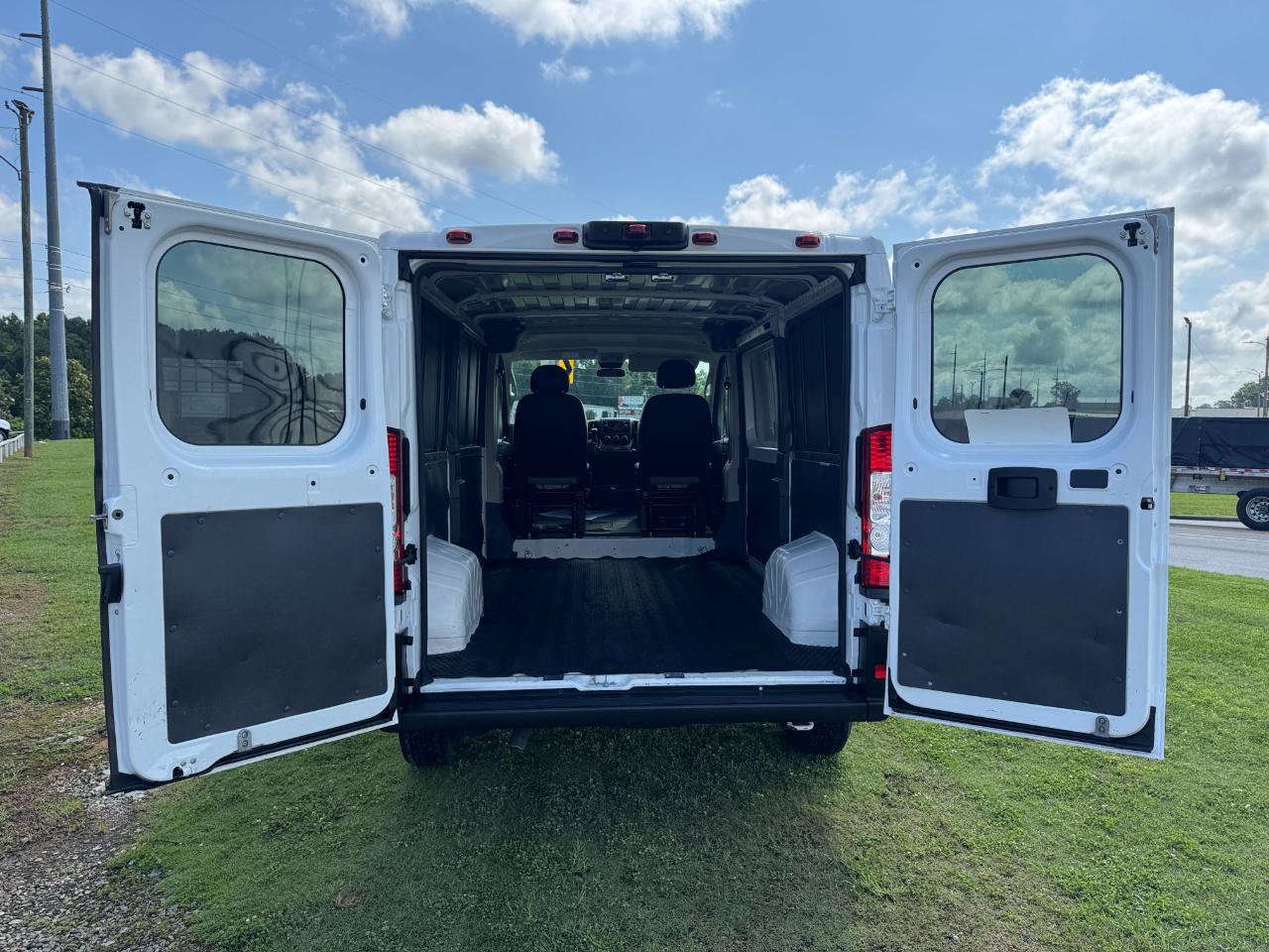 Used 2021 RAM ProMaster 2500 FWD image 20