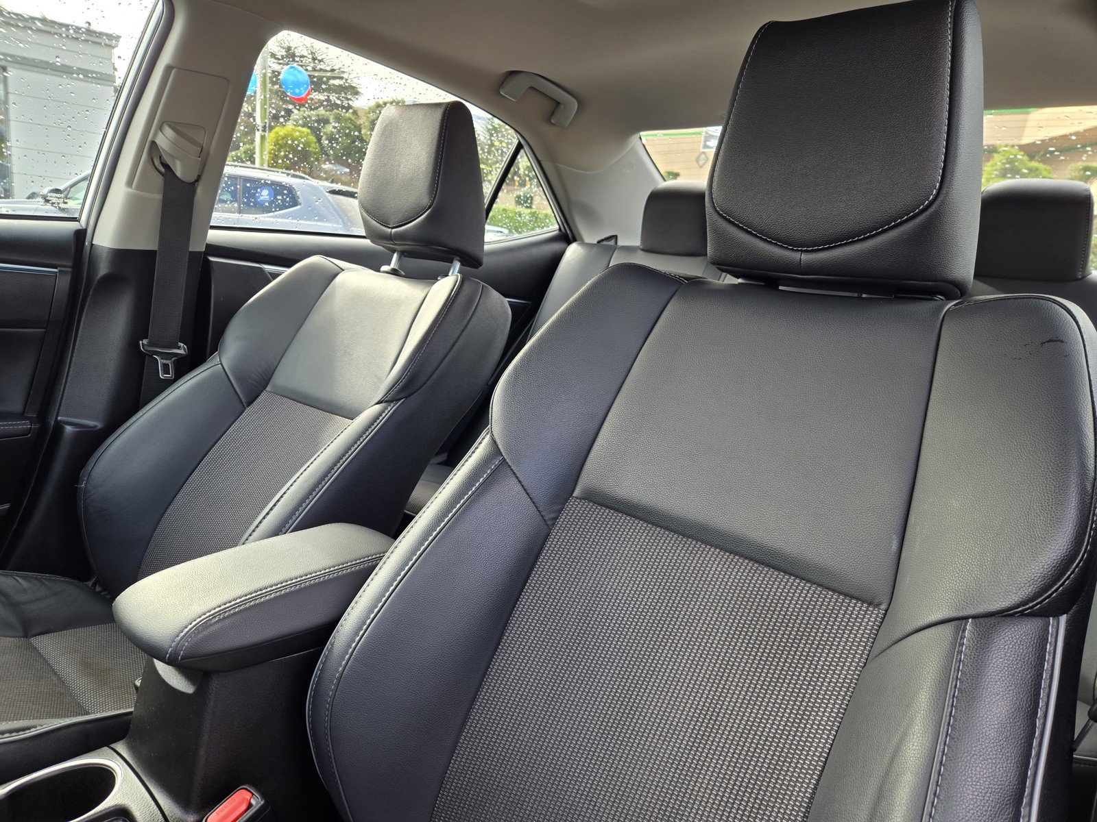 Used 2015 Toyota Corolla S w/ Driver Convenience Package image 16