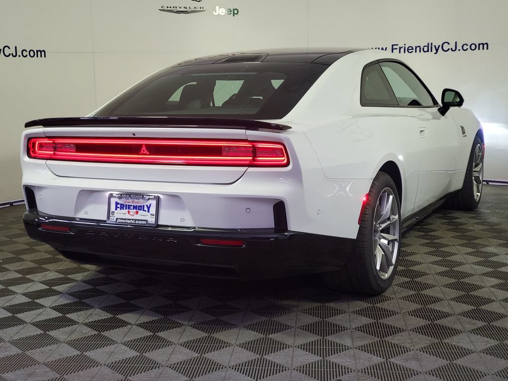 Used 2024 Dodge Charger Daytona Scat Pack w/ Plus Group AWD/4WD video 3