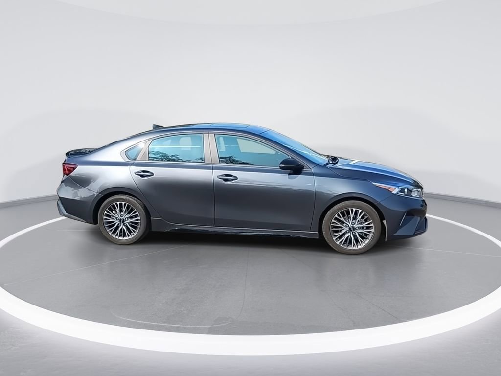 Used 2024 Kia Forte GT-Line w/ GT-Line Premium Package FWD image 9