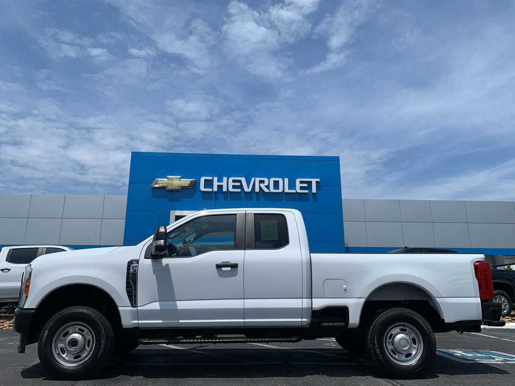 Used 2023 Ford F350 XL w/ Snow Plow Prep Package