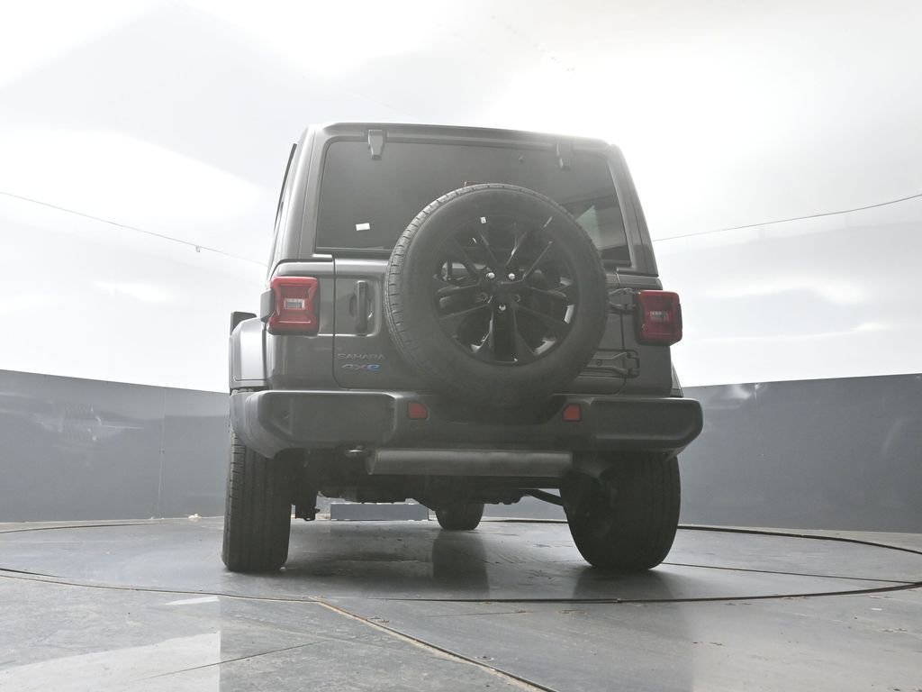 Used 2025 Jeep Wrangler Unlimited Sahara w/ Safety Group AWD/4WD image 31