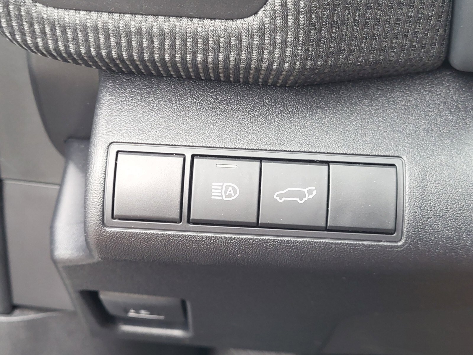 Used 2024 Toyota bZ4X AWD image 22