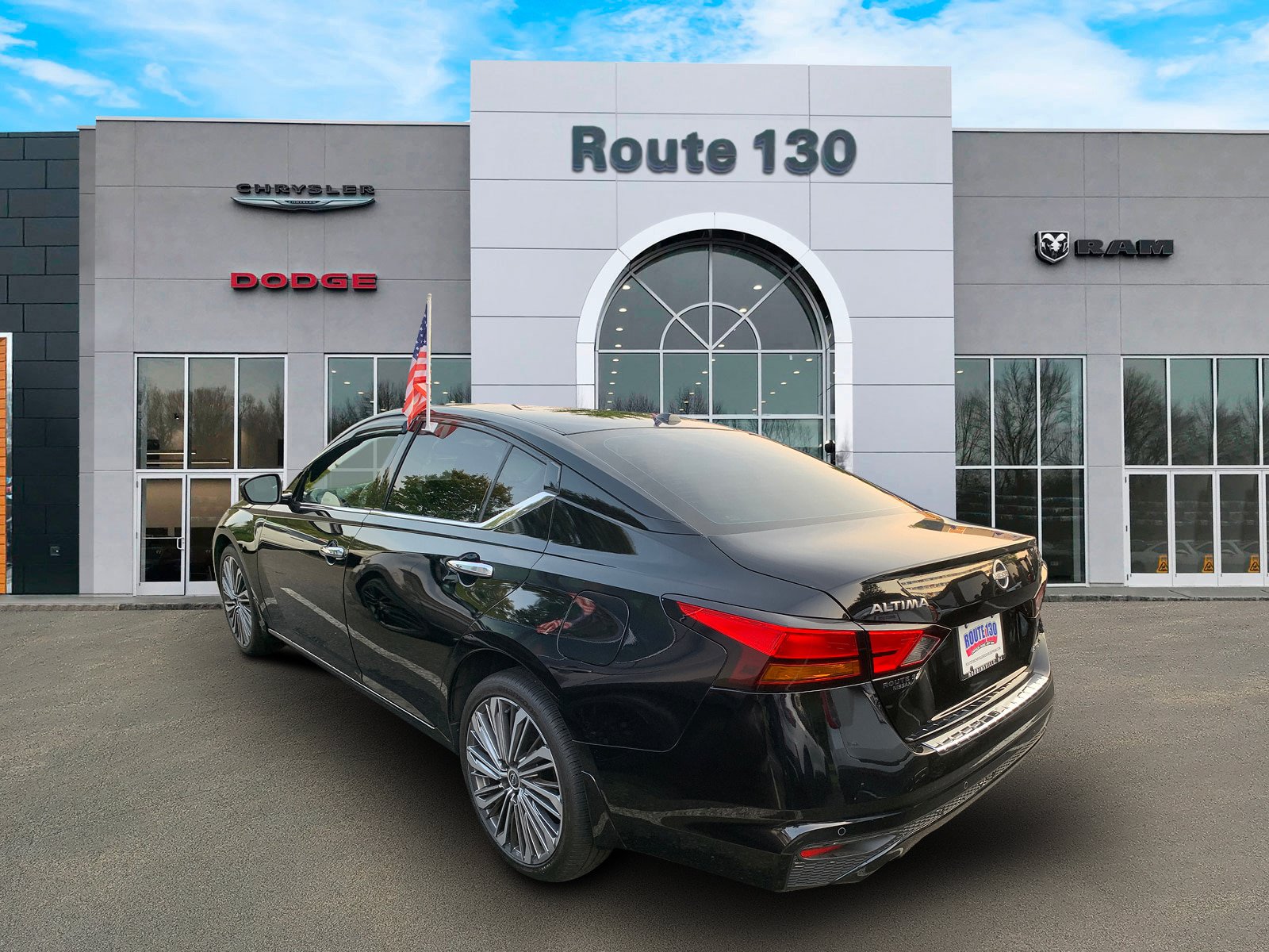 Used 2023 Nissan Altima 2.5 SL AWD/4WD image 4