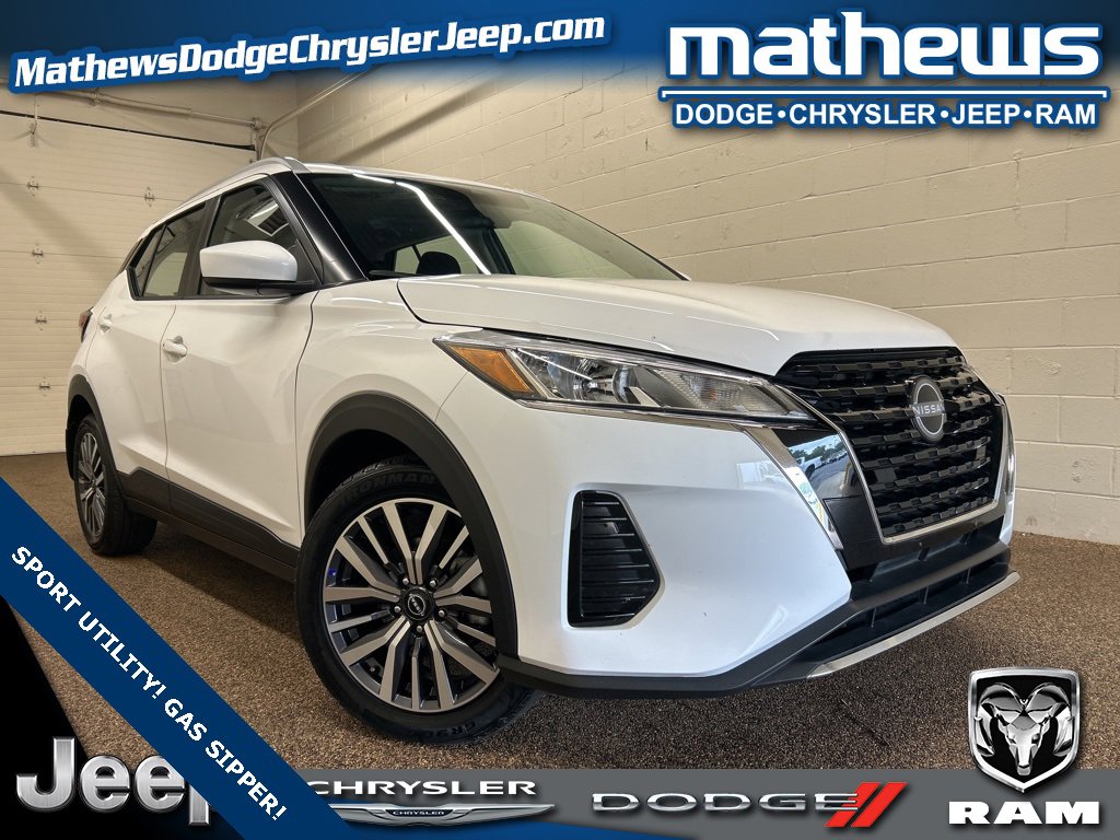 Used 2023 Nissan Kicks SV