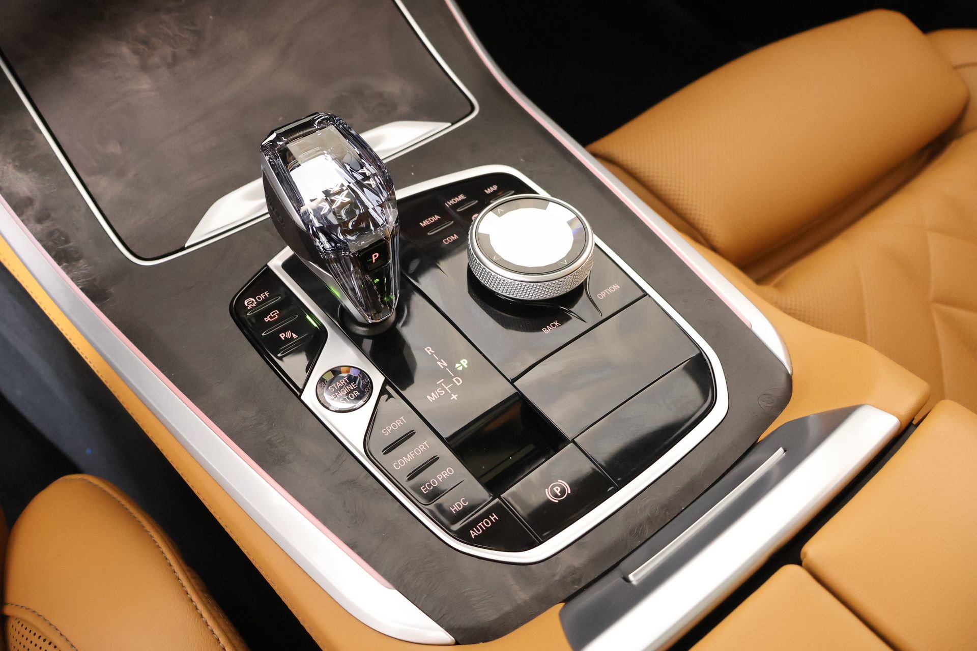 Used 2023 BMW X5 xDrive40i w/ M Sport Package image 9