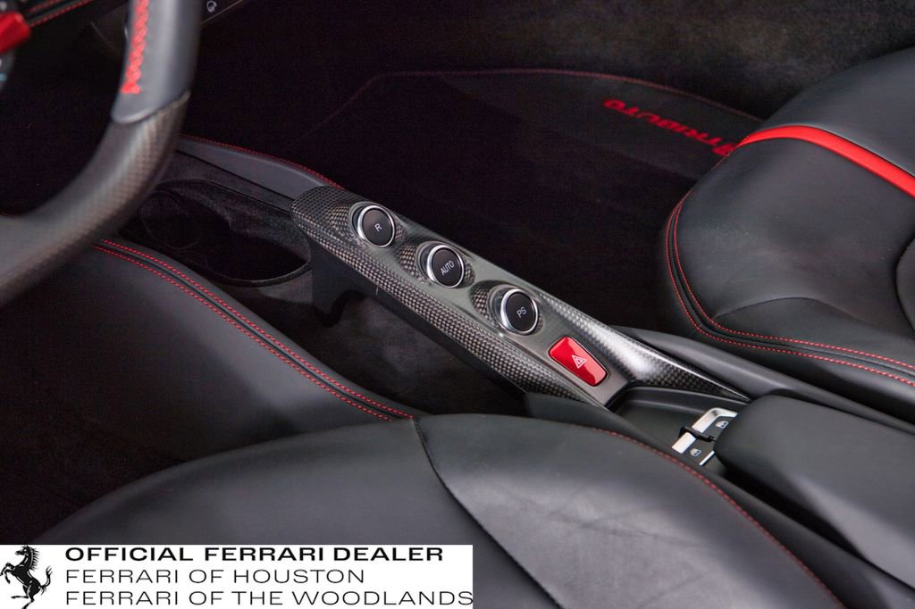 Used 2022 Ferrari F8 Tributo image 16