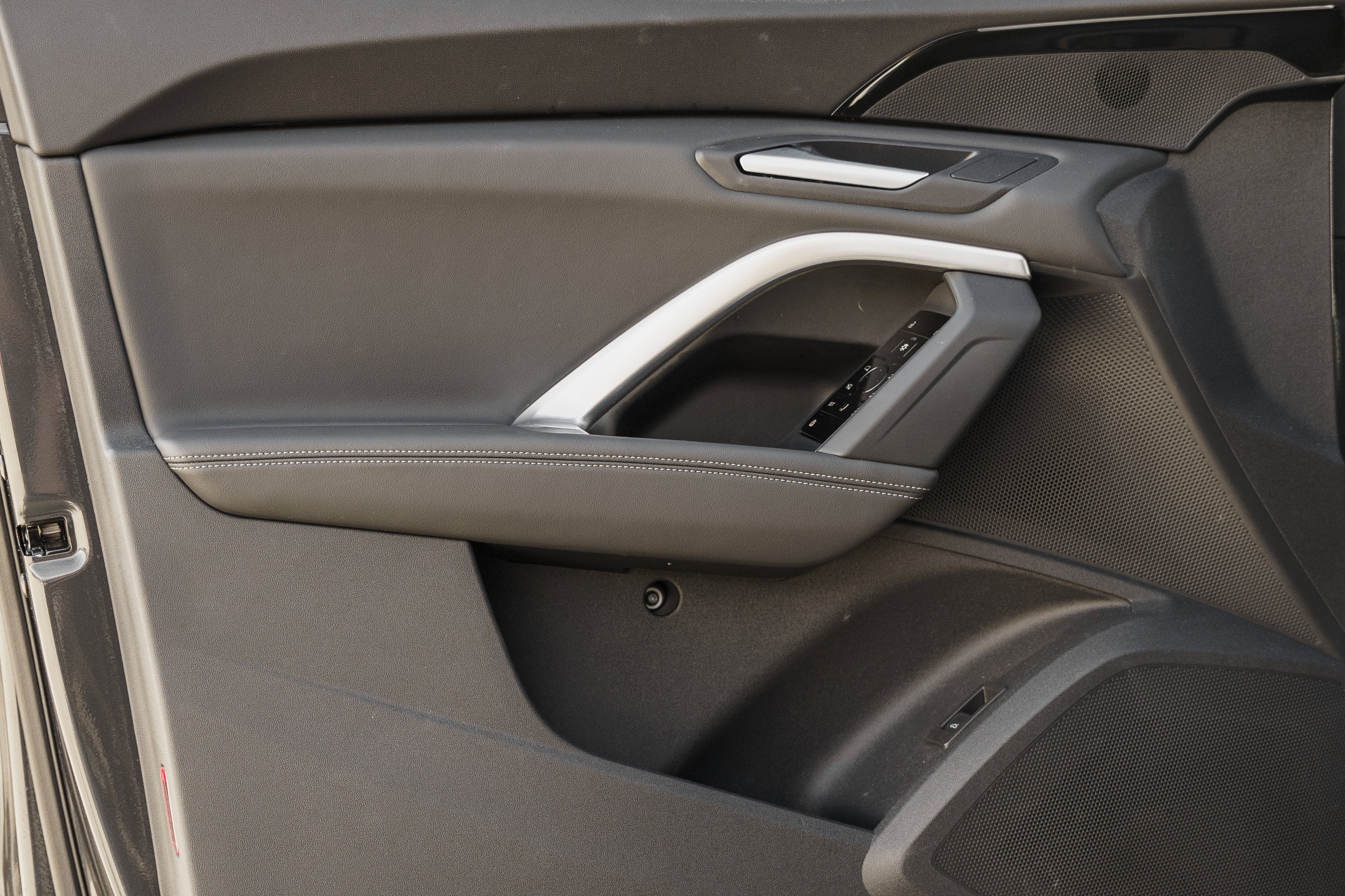 Certified 2025 Audi Q5 Premium w/ Convenience Package image 23