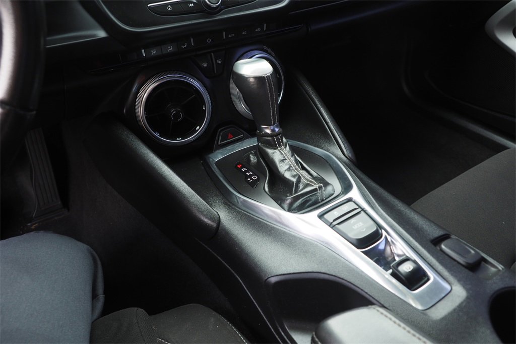 Used 2020 Chevrolet Camaro LS image 21