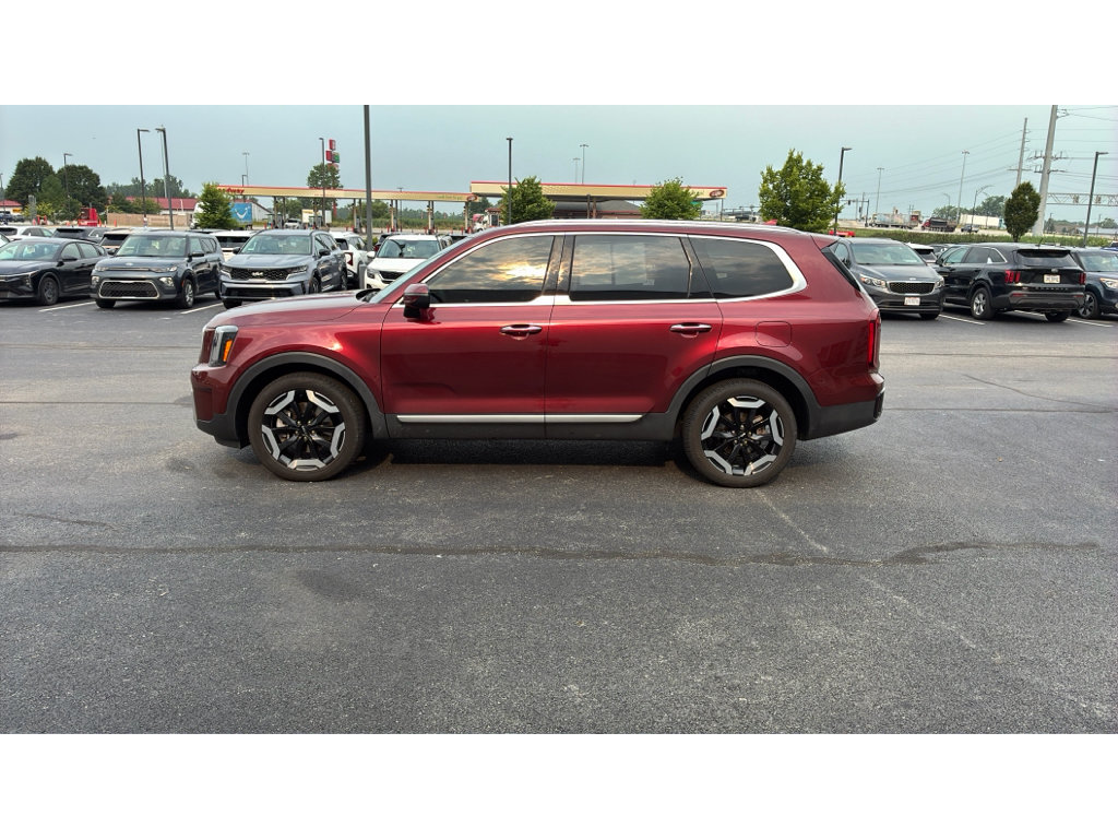 Used 2024 Kia Telluride S w/ S Sunroof Package AWD/4WD image 3