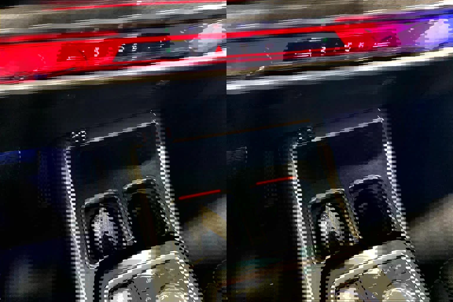 Certified 2023 BMW 760i xDrive image 34