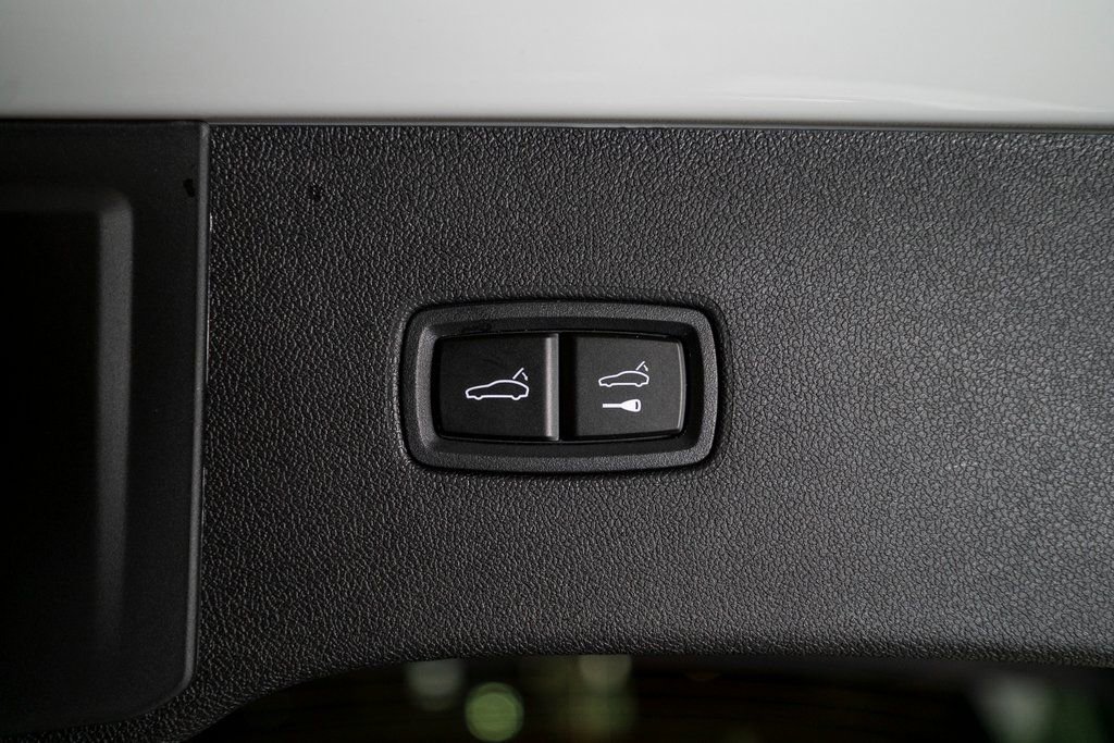 New 2026 Porsche Cayenne GTS image 47