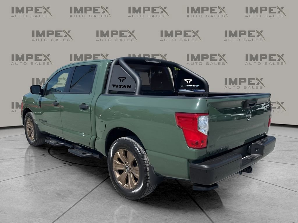 Used 2024 Nissan Titan SV w/ SV Bronze Edition Package image 3