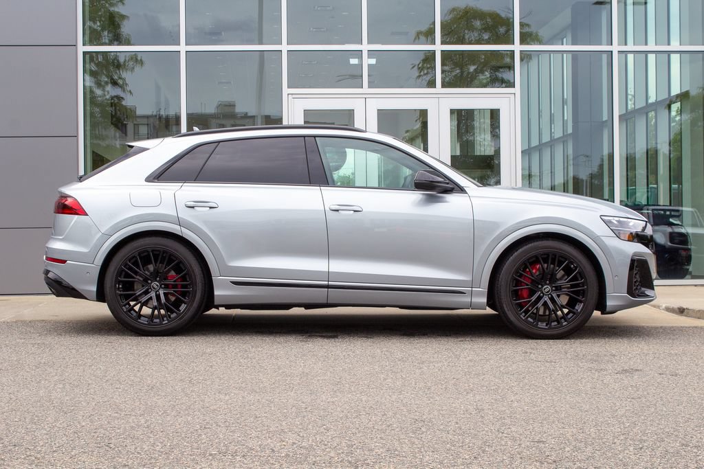 Used 2024 Audi SQ8 Premium Plus AWD/4WD image 4