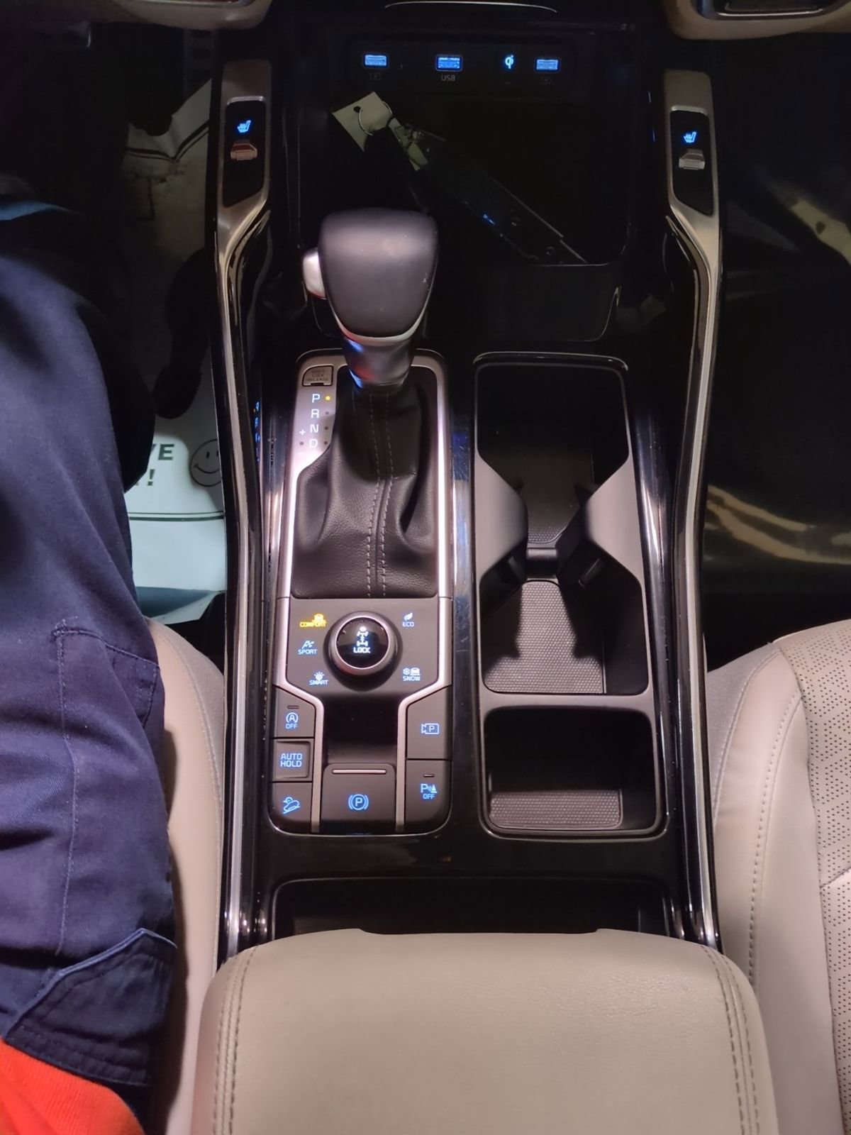 Certified 2023 Kia Sorento SX image 21