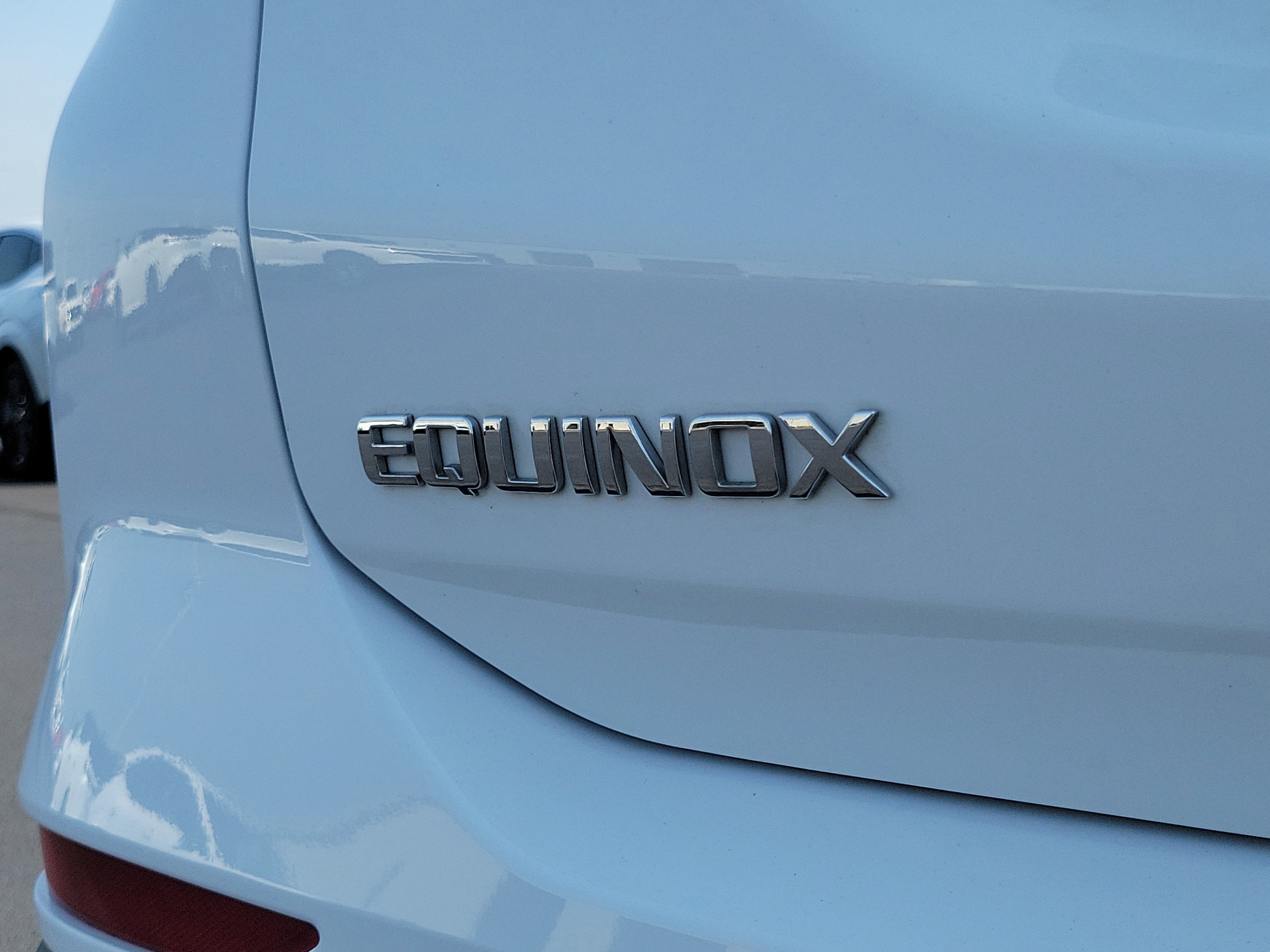 Used 2023 Chevrolet Equinox LT image 6