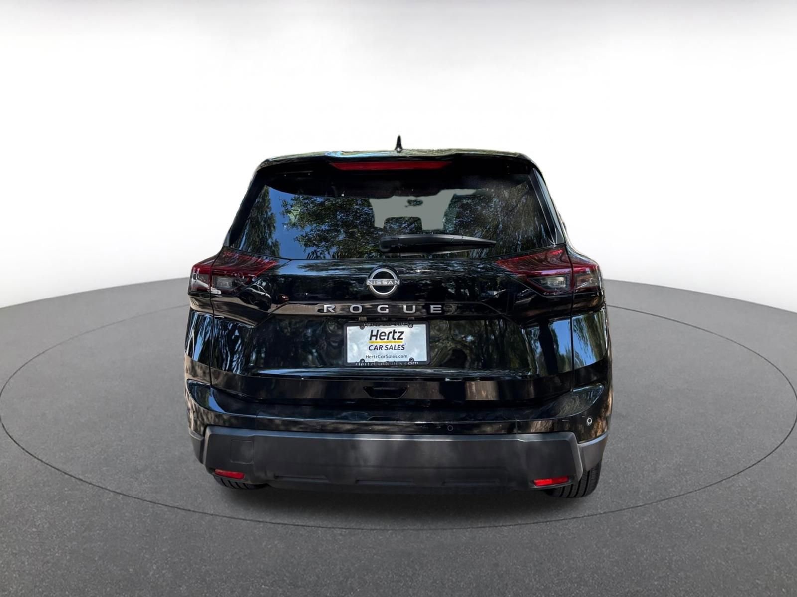 Used 2025 Nissan Rogue SV FWD image 6